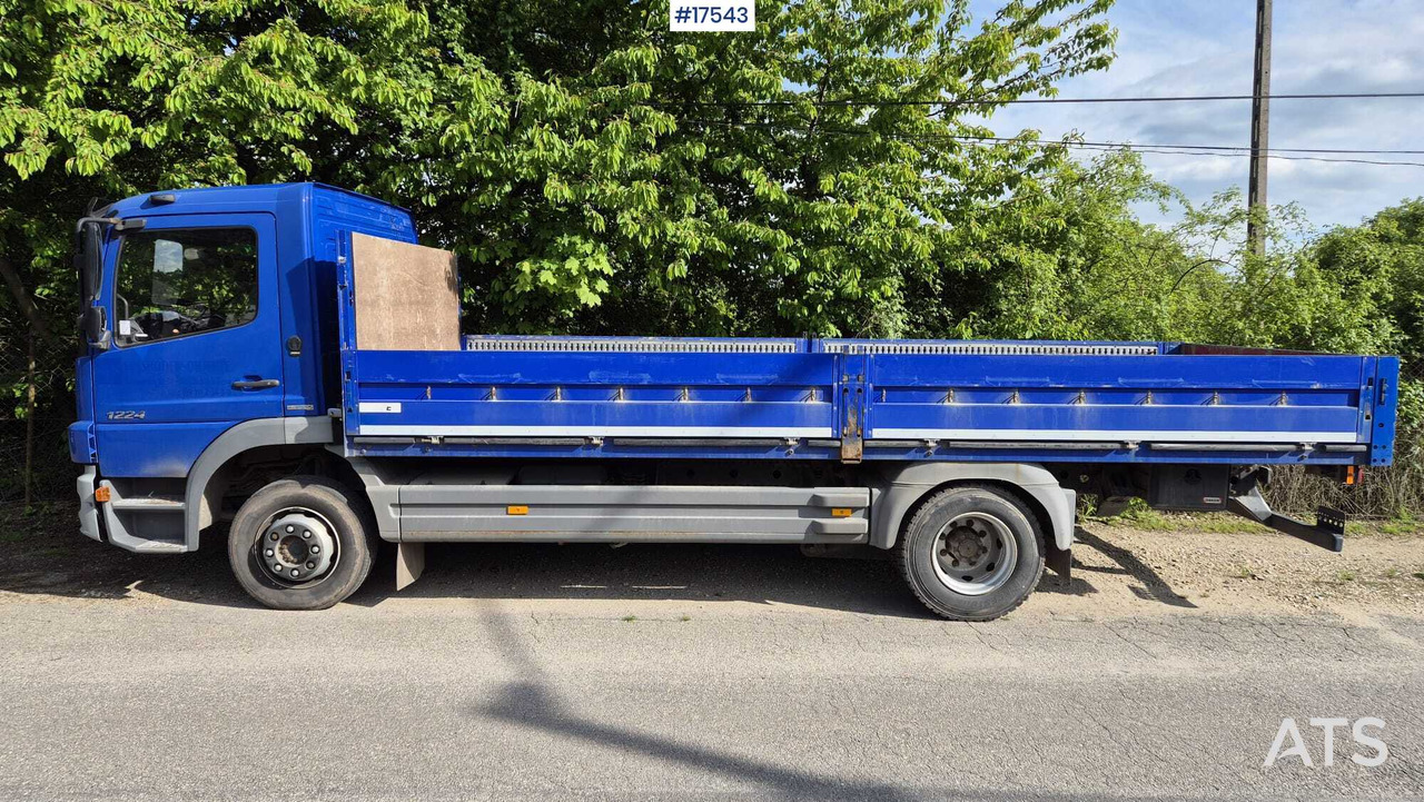Box truck Mercedes-Benz ATEGO 1224 (2011) - Бортова вантажівка/ Платформа: фото 4 Box truck Mercedes-Benz ATEGO 1224 (2011) - Бортова вантажівка/ Платформа: фото 4