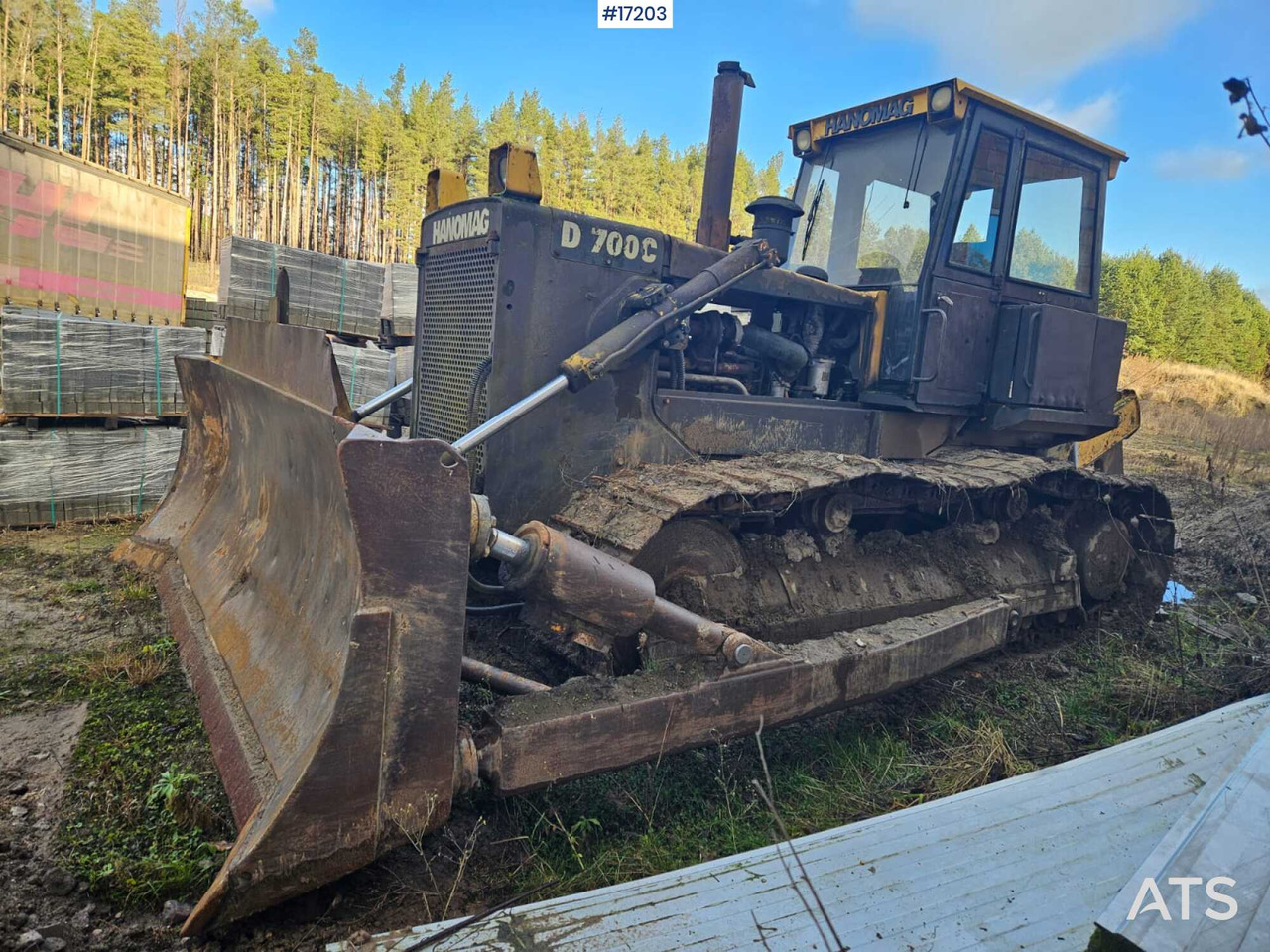 Bulldozer HANOMAG D700 C (1991) - Бульдозер: фото 1 Bulldozer HANOMAG D700 C (1991) - Бульдозер: фото 1