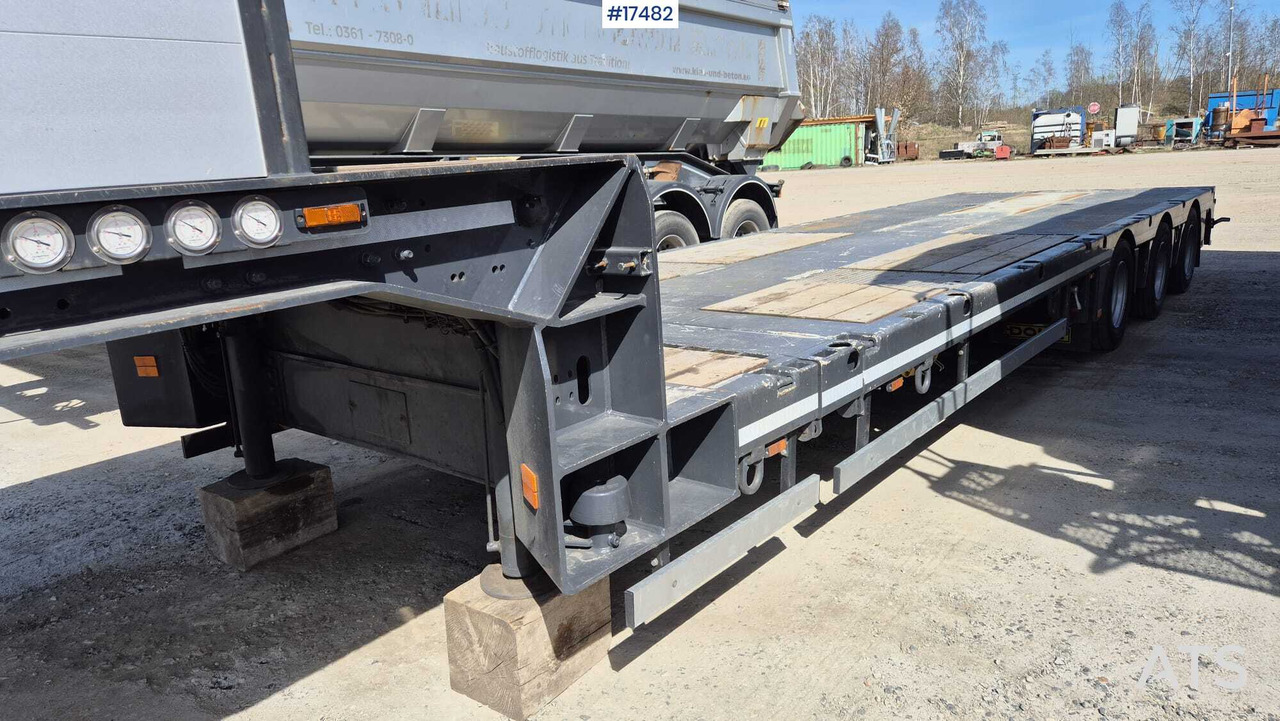 DOLL VARIO low-bed semi-trailer (2008) - Низькорамна платформа напівпричіп: фото 5 DOLL VARIO low-bed semi-trailer (2008) - Низькорамна платформа напівпричіп: фото 5