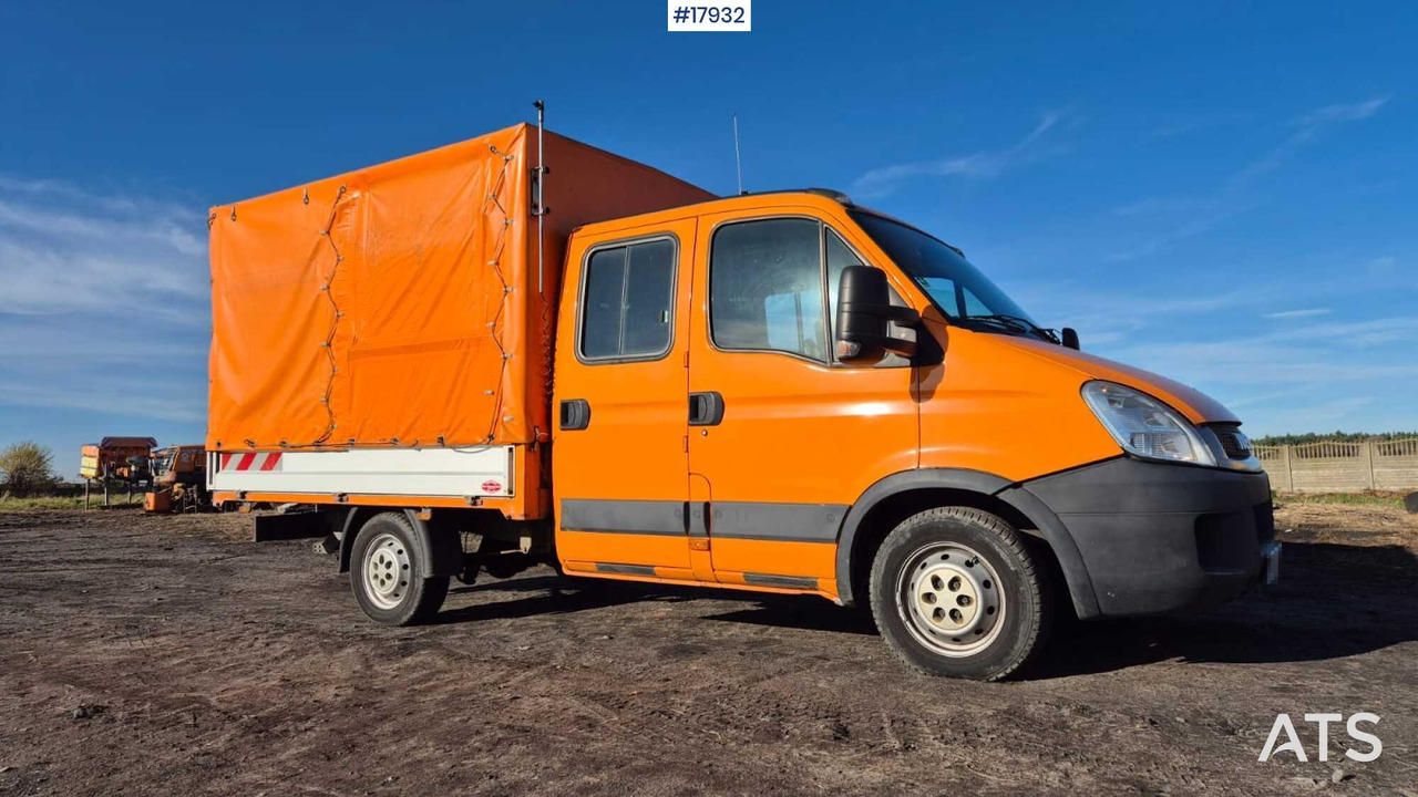 IVECO 35S14D double cab with box body (2011) - Тентований фургон, Вантажопасажирський фургон: фото 3 IVECO 35S14D double cab with box body (2011) - Тентований фургон, Вантажопасажирський фургон: фото 3