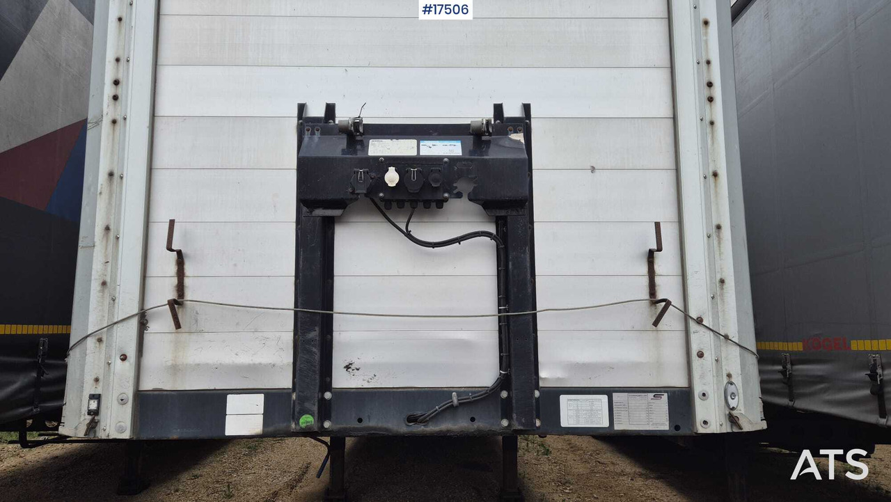 Truck Semi-trailer SCHWARZMULLER S1 (2014) - Тентований напівпричіп: фото 2 Truck Semi-trailer SCHWARZMULLER S1 (2014) - Тентований напівпричіп: фото 2