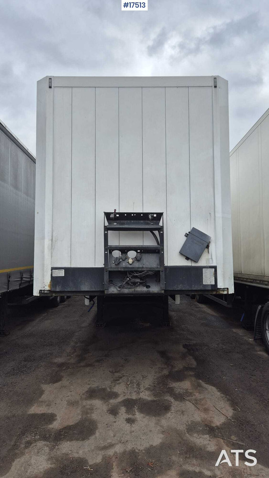 Truck semi-trailer, isothermal KRONE SD (2008) - Тентований напівпричіп: фото 2 Truck semi-trailer, isothermal KRONE SD (2008) - Тентований напівпричіп: фото 2