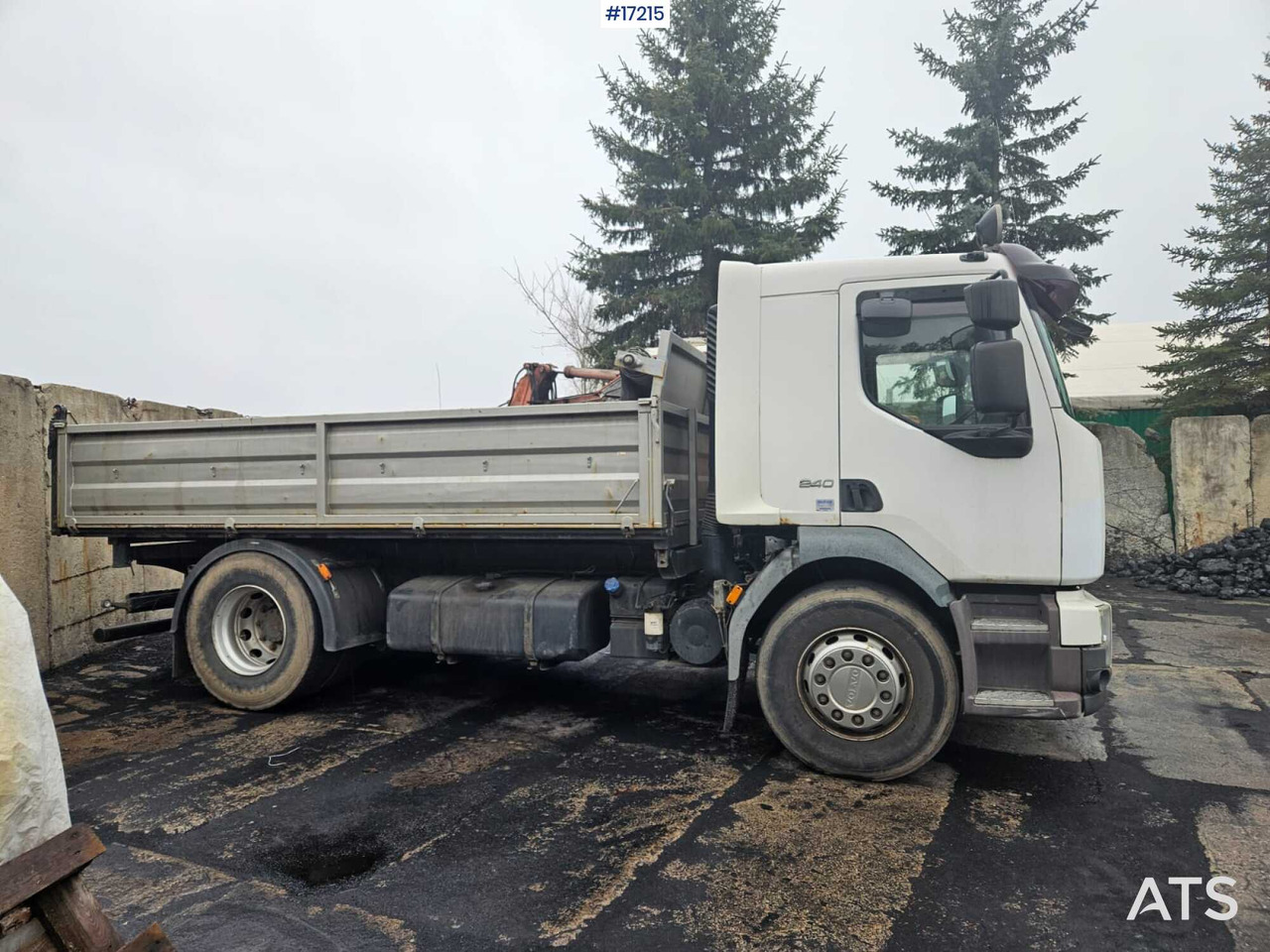 VOLVO FL4XR3 Three-way tipping (2006) - Самоскид вантажівка: фото 4 VOLVO FL4XR3 Three-way tipping (2006) - Самоскид вантажівка: фото 4