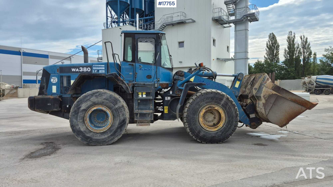 Wheel loader KOMATSU WA380 5H (2002) - Колісний навантажувач: фото 5 Wheel loader KOMATSU WA380 5H (2002) - Колісний навантажувач: фото 5