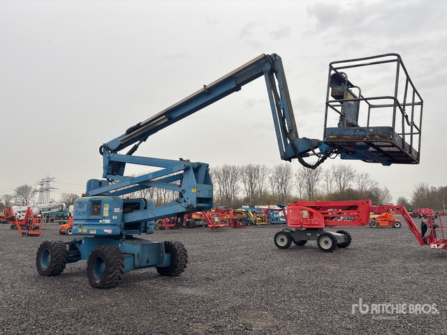 2007 Genie Z-60/34 4WD Diesel Articulating Boom Lift - Колінчастий підйомник: фото 3 2007 Genie Z-60/34 4WD Diesel Articulating Boom Lift - Колінчастий підйомник: фото 3
