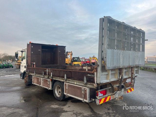 2010 MAN TGL10.180 4x2 Flatbed Truck - Бортова вантажівка/ Платформа: фото 2 2010 MAN TGL10.180 4x2 Flatbed Truck - Бортова вантажівка/ Платформа: фото 2