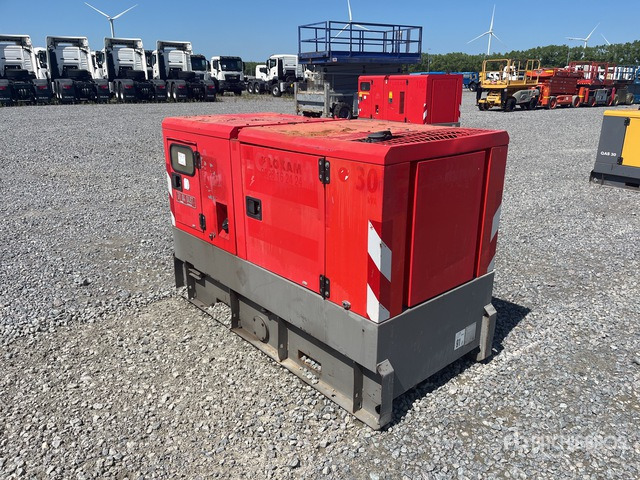 2011 Atlas Copco QAS30 30 kVA Skid-Mounted Generator Set - Електричний генератор: фото 4 2011 Atlas Copco QAS30 30 kVA Skid-Mounted Generator Set - Електричний генератор: фото 4