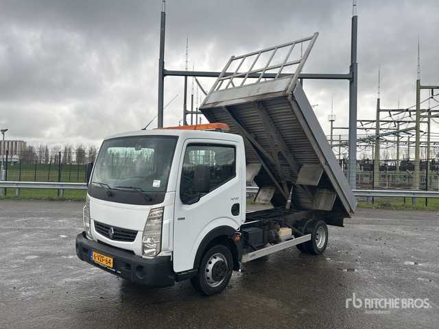 2012 Renault Maxity 4x2 Dump Truck: Light Duty - Самоскид вантажівка: фото 2 2012 Renault Maxity 4x2 Dump Truck: Light Duty - Самоскид вантажівка: фото 2