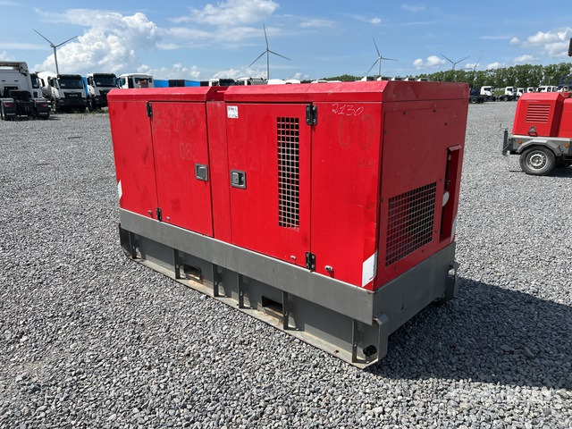 2015 Atlas Copco QAS100 100 KvA Generator Set - Електричний генератор: фото 1 2015 Atlas Copco QAS100 100 KvA Generator Set - Електричний генератор: фото 1