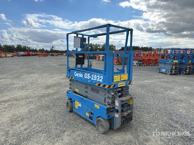 2015 Genie GS-1932 Electric (Inoperable) Scissor Lift - Ножичний підйомник: фото 4 2015 Genie GS-1932 Electric (Inoperable) Scissor Lift - Ножичний підйомник: фото 4