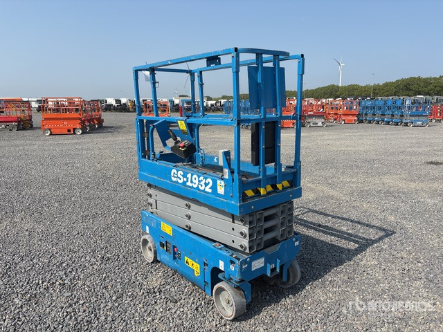 2018 Genie GS1932 Electric Scissor Lift - Ножичний підйомник: фото 2 2018 Genie GS1932 Electric Scissor Lift - Ножичний підйомник: фото 2