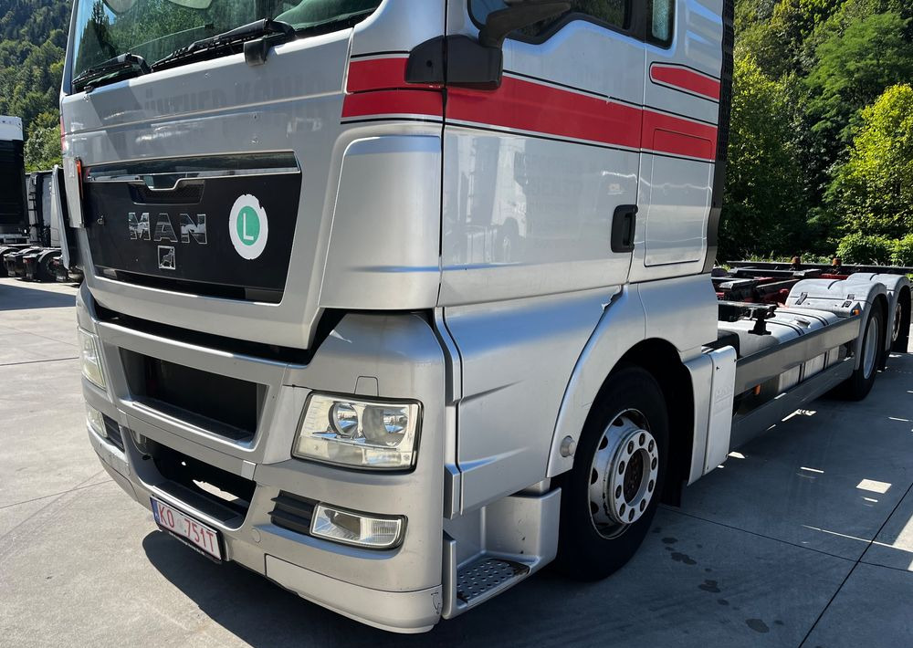 MAN TGX 18.480 // Euro 5 // 6x2 // BDF // Cały na poduszkach // Automat // - Вантажівка шасі: фото 5 MAN TGX 18.480 // Euro 5 // 6x2 // BDF // Cały na poduszkach // Automat // - Вантажівка шасі: фото 5