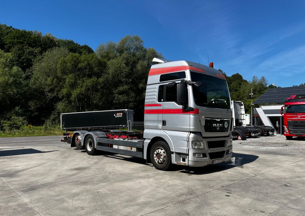 MAN TGX 18.480 // Euro 5 // 6x2 // BDF // Cały na poduszkach // Automat // - Вантажівка шасі: фото 3 MAN TGX 18.480 // Euro 5 // 6x2 // BDF // Cały na poduszkach // Automat // - Вантажівка шасі: фото 3