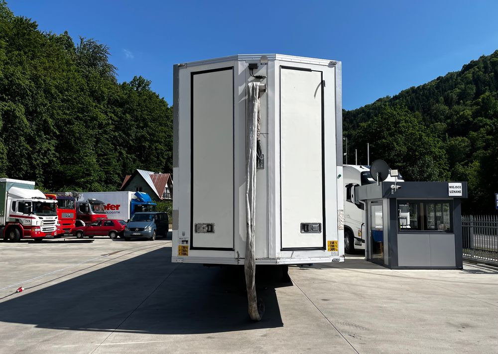 Pezzaioli HMK Industri // Do przewozu zwierząt // 2004 Rok // 3 Pokłady // Waga // Osi skrętne // Oznonacja // - Для перевезення худоби напівпричіп: фото 3 Pezzaioli HMK Industri // Do przewozu zwierząt // 2004 Rok // 3 Pokłady // Waga // Osi skrętne // Oznonacja // - Для перевезення худоби напівпричіп: фото 3