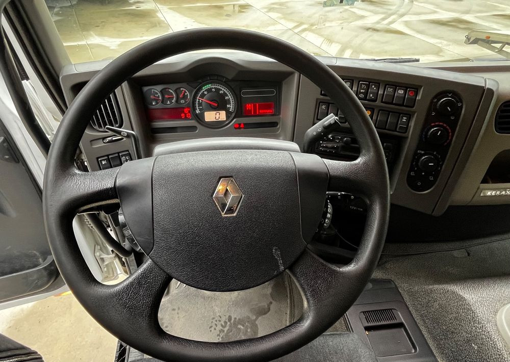 Renault Kerax 380 EEV // Skrzynia Burtowa // HIAB XS166 Hipro + Radio // Zwolnice // // - Вантажівка з маніпулятором, Бортова вантажівка/ Платформа: фото 5 Renault Kerax 380 EEV // Skrzynia Burtowa // HIAB XS166 Hipro + Radio // Zwolnice // // - Вантажівка з маніпулятором, Бортова вантажівка/ Платформа: фото 5