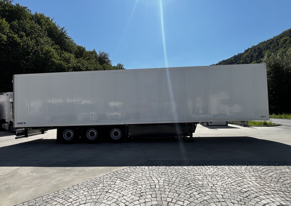 Schmitz Cargobull Chłodnia // 2010 Rok // 2 osie podnoszone // Doppelstock // Kosz paletowy // - Рефрижератор напівпричіп: фото 4 Schmitz Cargobull Chłodnia // 2010 Rok // 2 osie podnoszone // Doppelstock // Kosz paletowy // - Рефрижератор напівпричіп: фото 4