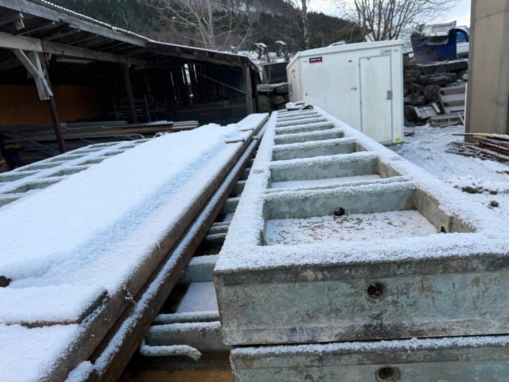 Annet DOKA Formwork complete system - Обладнання для бетонних робіт: фото 5 Annet DOKA Formwork complete system - Обладнання для бетонних робіт: фото 5