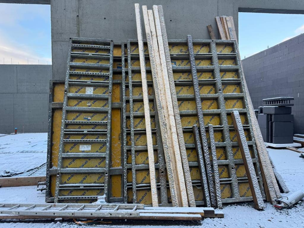 Annet DOKA Formwork complete system - Обладнання для бетонних робіт: фото 1 Annet DOKA Formwork complete system - Обладнання для бетонних робіт: фото 1