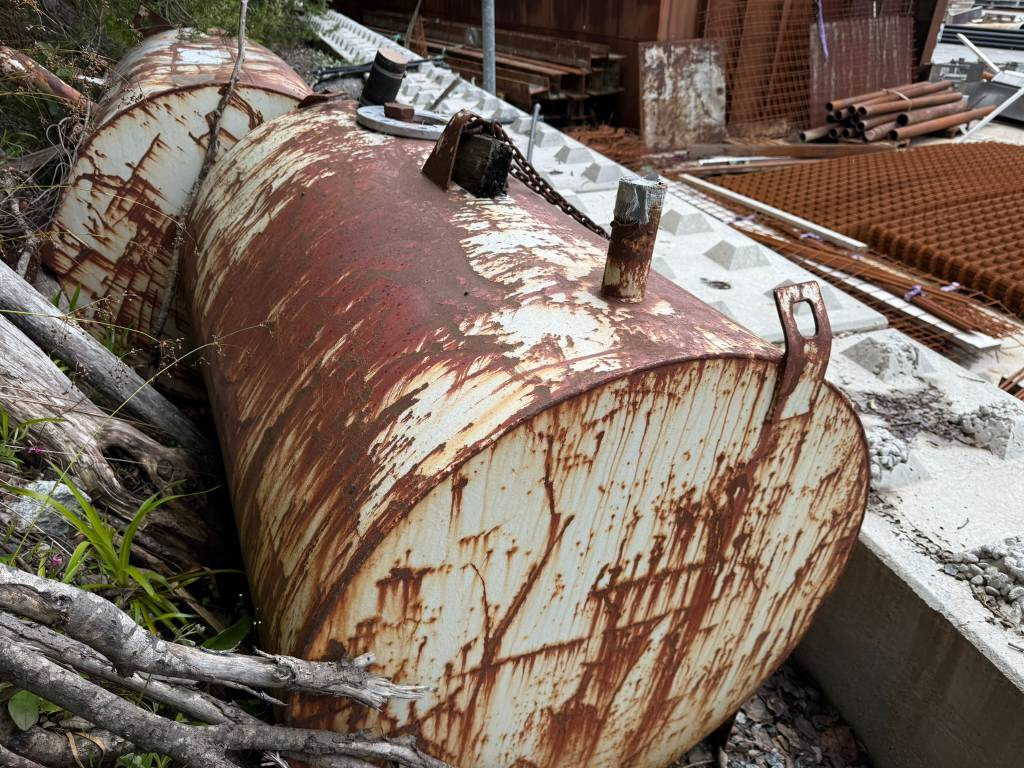 Annet Diesel tank 1000 liter - Резервуар для зберігання: фото 5 Annet Diesel tank 1000 liter - Резервуар для зберігання: фото 5