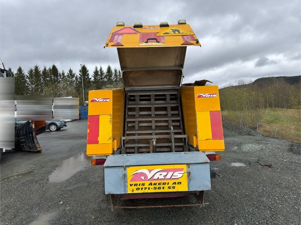 Broddway Combi feievogn - Підмітально-прибиральна машина: фото 3 Broddway Combi feievogn - Підмітально-прибиральна машина: фото 3