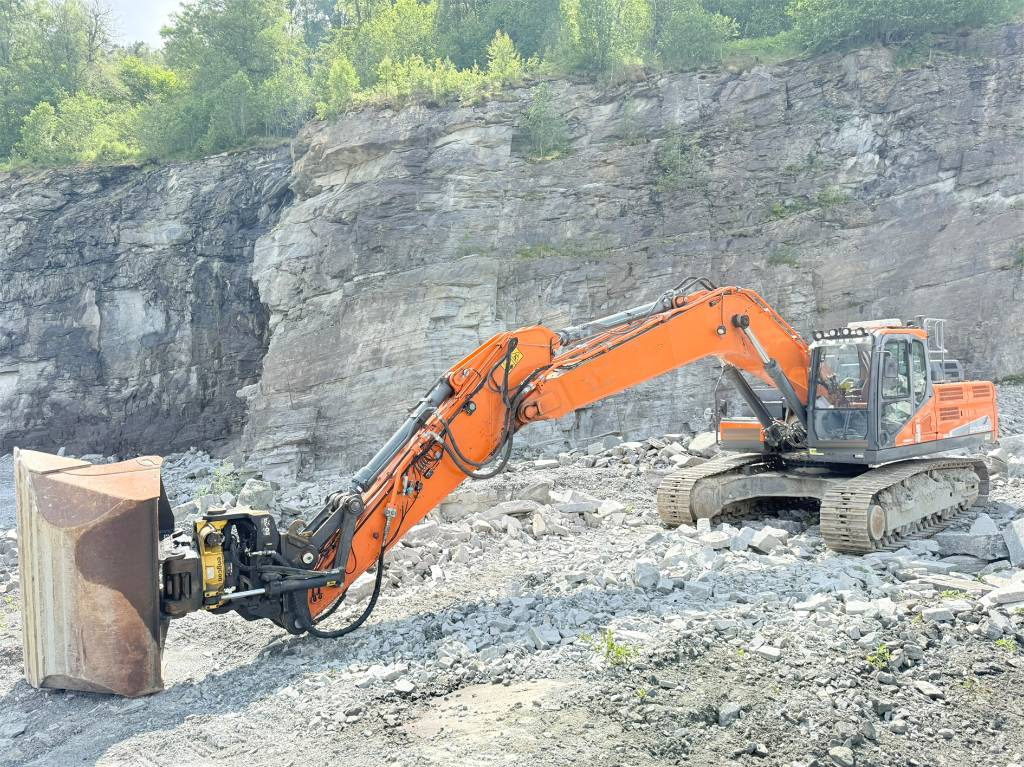Doosan DX 300 LC-5 - Гусеничний екскаватор: фото 1 Doosan DX 300 LC-5 - Гусеничний екскаватор: фото 1