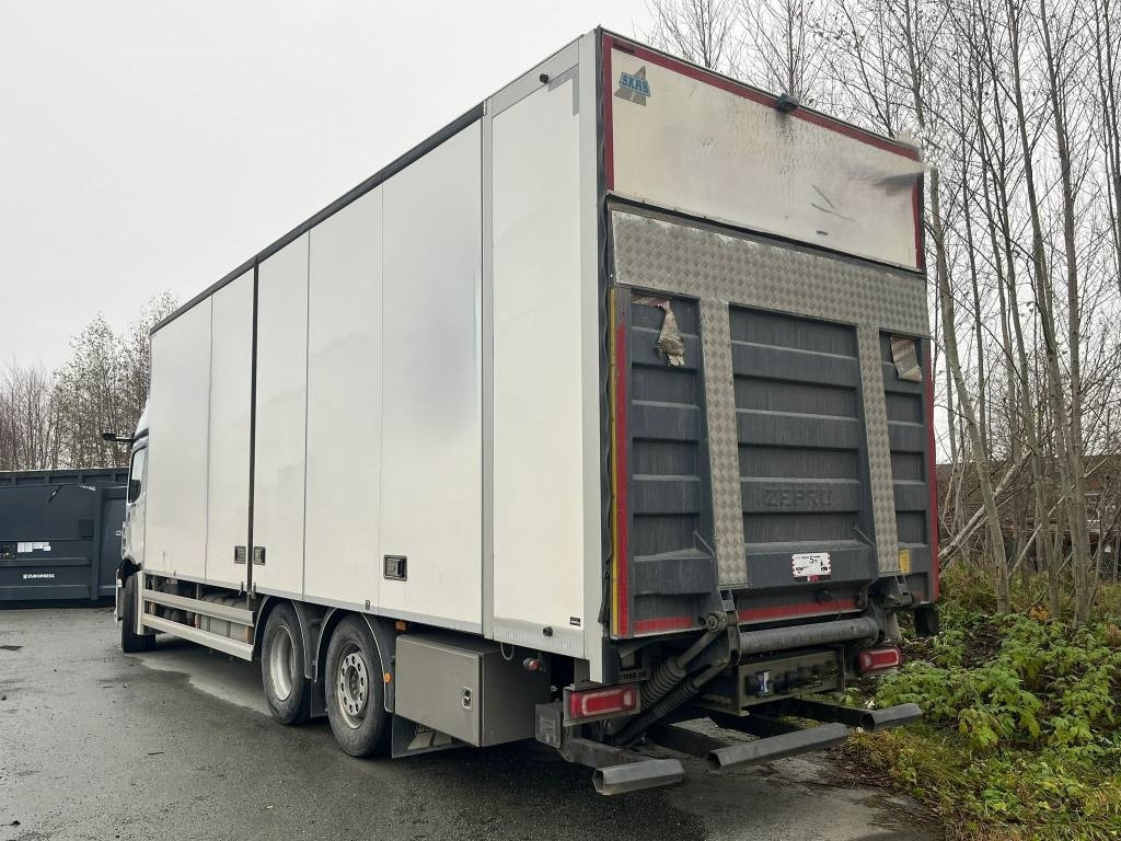 Mercedes-Benz Actros 2546 6x2 - Вантажівка з закритим кузовом: фото 5 Mercedes-Benz Actros 2546 6x2 - Вантажівка з закритим кузовом: фото 5