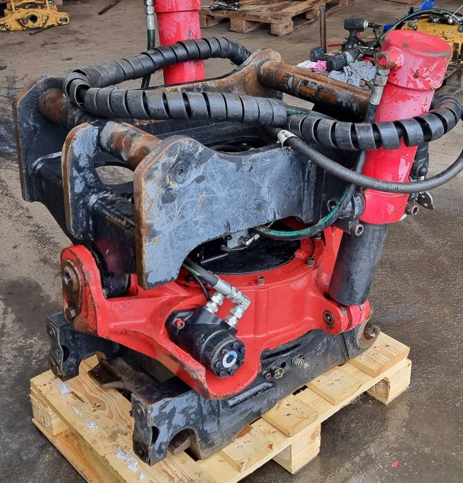 Rototilt RT60 - Тилтротатор: фото 1 Rototilt RT60 - Тилтротатор: фото 1