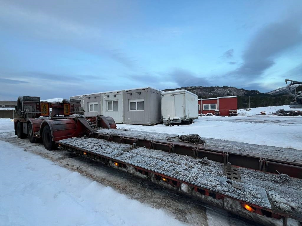 Vang ATHLS 3+1 Volvo FH16 750 Heavy Haul 8x2 - Низькорамна платформа напівпричіп: фото 3 Vang ATHLS 3+1 Volvo FH16 750 Heavy Haul 8x2 - Низькорамна платформа напівпричіп: фото 3