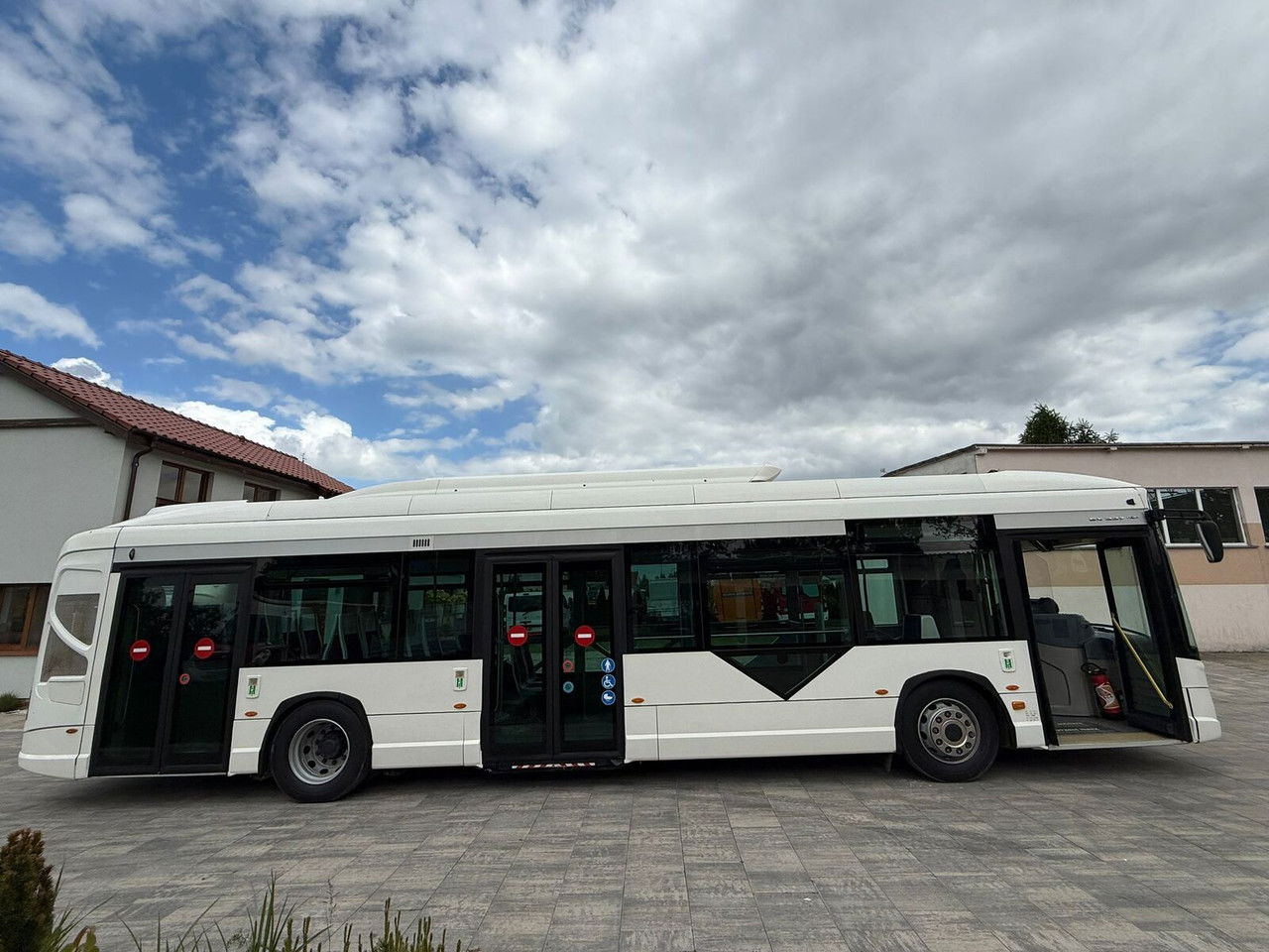 Diversen GX 337 HeuliezBus GX 337 - Міський автобус: фото 4 Diversen GX 337 HeuliezBus GX 337 - Міський автобус: фото 4
