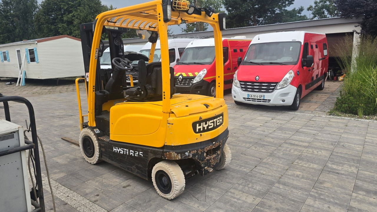 Hyster J2.5XN Wózek widłowy elektryczny 4.95 Triplex 2017 Rok Tylko 110 - Навантажувач вилковий: фото 3 Hyster J2.5XN Wózek widłowy elektryczny 4.95 Triplex 2017 Rok Tylko 110 - Навантажувач вилковий: фото 3
