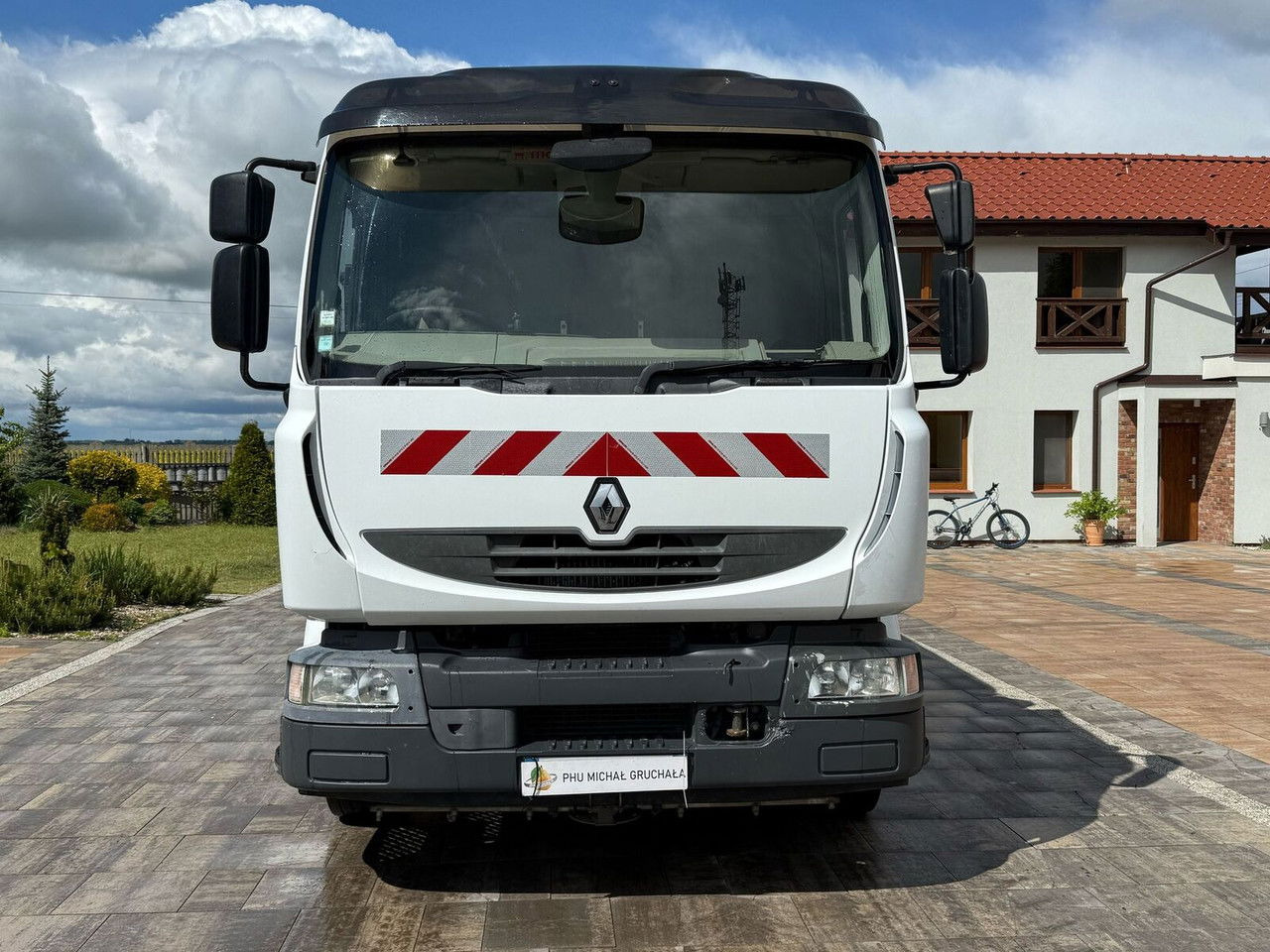 Renault Midlum 270 DXi - Підмітально-прибиральна машина: фото 2 Renault Midlum 270 DXi - Підмітально-прибиральна машина: фото 2