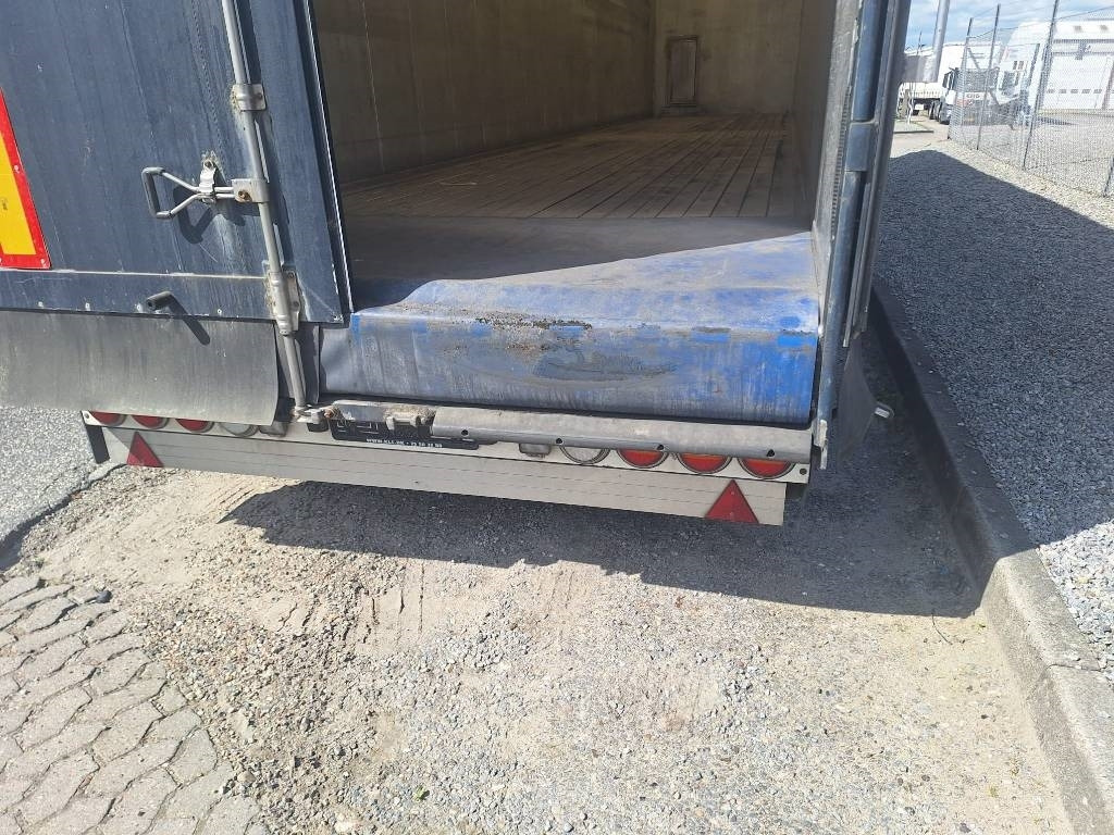 KLC 4 akslet walking floor trailer - З рухомою підлогою напівпричіп: фото 5 KLC 4 akslet walking floor trailer - З рухомою підлогою напівпричіп: фото 5