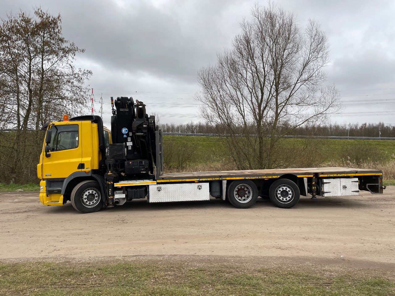 DAF 85.410 Met Effer 470 6s laadkraan ladekran loadercrane crane palfinger hiab fassi - Вантажівка з маніпулятором: фото 2 DAF 85.410 Met Effer 470 6s laadkraan ladekran loadercrane crane palfinger hiab fassi - Вантажівка з маніпулятором: фото 2