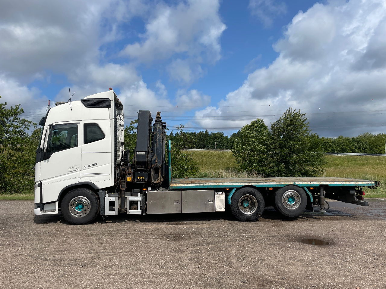 Volvo FH 13.540 FH 540 with hiab 477 e6 with remote - Вантажівка з маніпулятором: фото 3 Volvo FH 13.540 FH 540 with hiab 477 e6 with remote - Вантажівка з маніпулятором: фото 3
