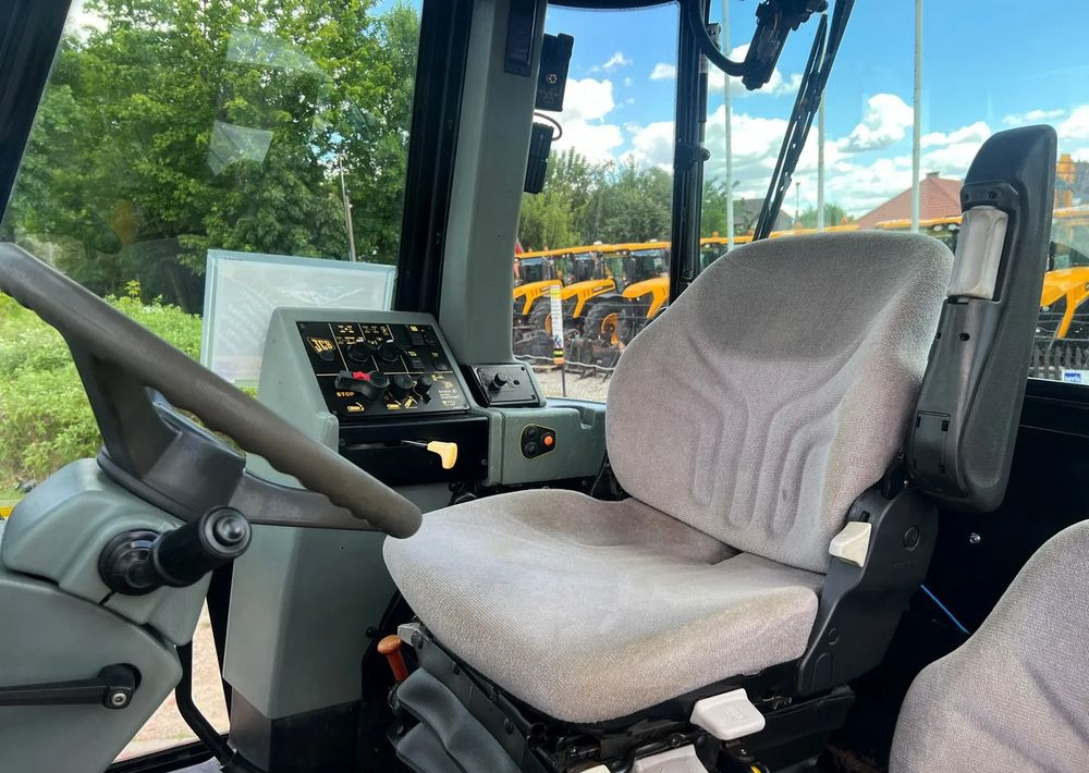 Трактор JCB Fastrac 2150: фото 11