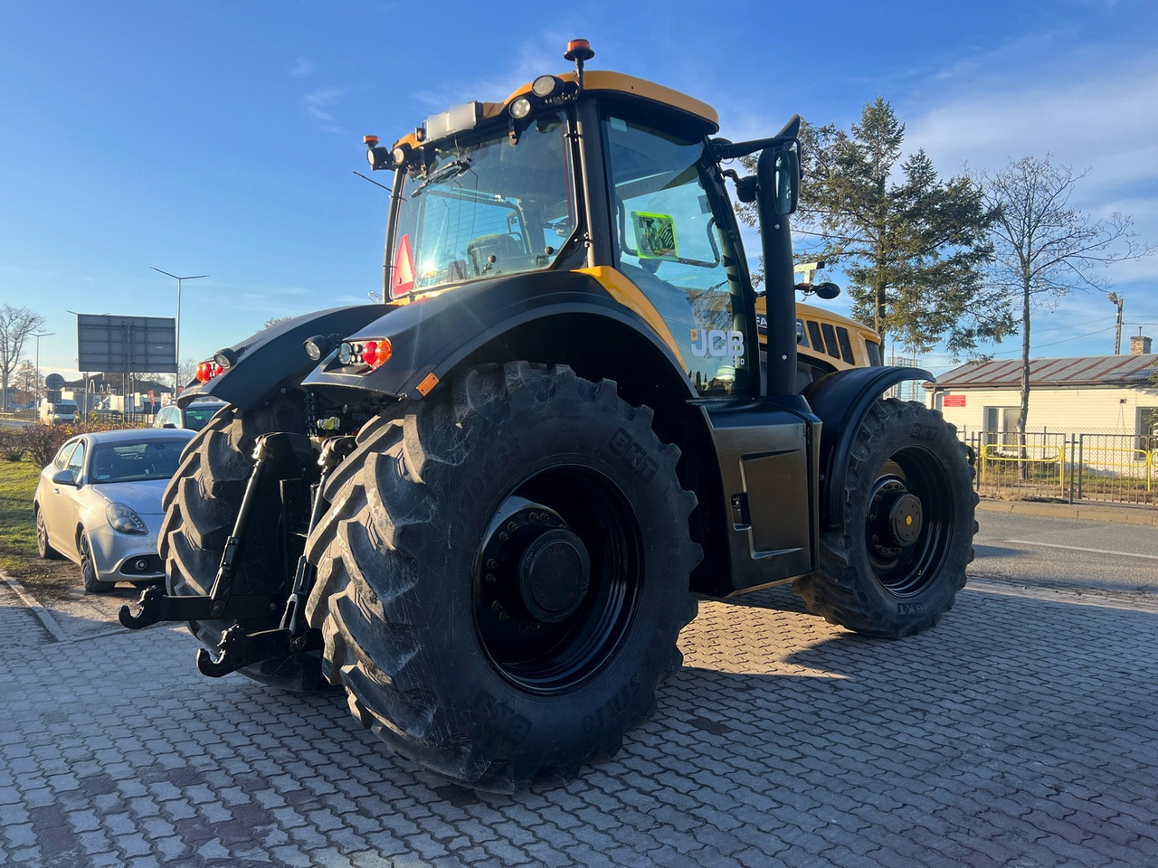 JCB Fastrac 8310 - Трактор: фото 5 JCB Fastrac 8310 - Трактор: фото 5