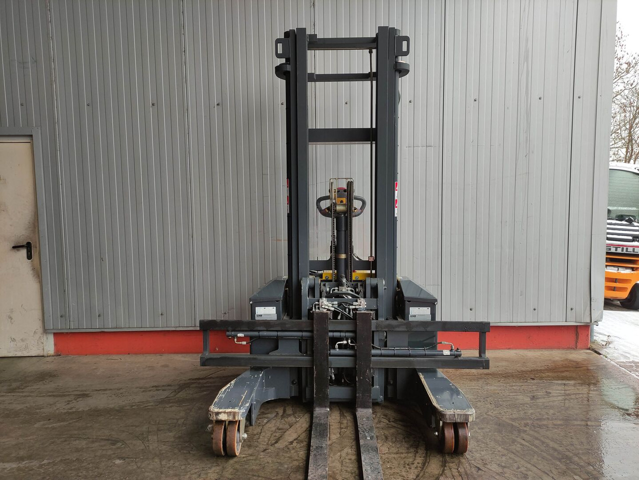 Combilift Combi WR4 / 4-Wege - Штабелер: фото 3 Combilift Combi WR4 / 4-Wege - Штабелер: фото 3