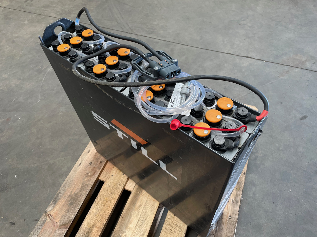 Exide 24 Volt I 2EPzB 200 - Аккумулятор в категорії Вантажно-розвантажувальна техніка: фото 1 Exide 24 Volt I 2EPzB 200 - Аккумулятор в категорії Вантажно-розвантажувальна техніка: фото 1