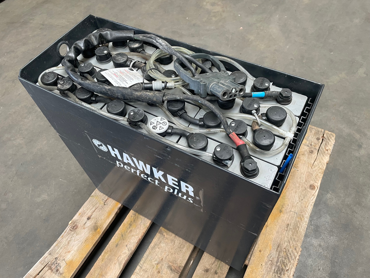 Hawker 24 Volt I 3 PZS 375 - Аккумулятор в категорії Вантажно-розвантажувальна техніка: фото 1 Hawker 24 Volt I 3 PZS 375 - Аккумулятор в категорії Вантажно-розвантажувальна техніка: фото 1