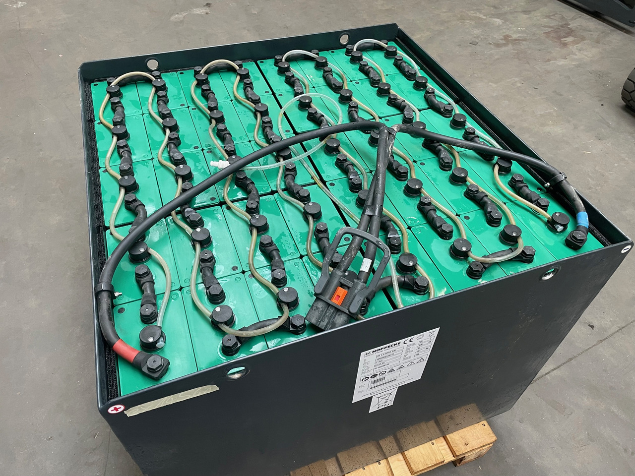 Hoppecke 80V 6 HPZS 930 - Аккумулятор в категорії Вантажно-розвантажувальна техніка: фото 1 Hoppecke 80V 6 HPZS 930 - Аккумулятор в категорії Вантажно-розвантажувальна техніка: фото 1