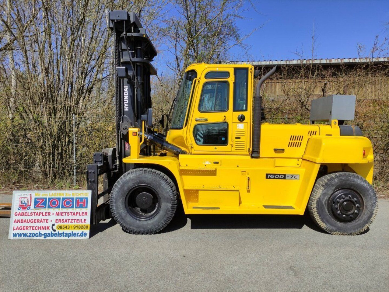 Hyundai 160D-7E - Навантажувач контейнерний: фото 1 Hyundai 160D-7E - Навантажувач контейнерний: фото 1