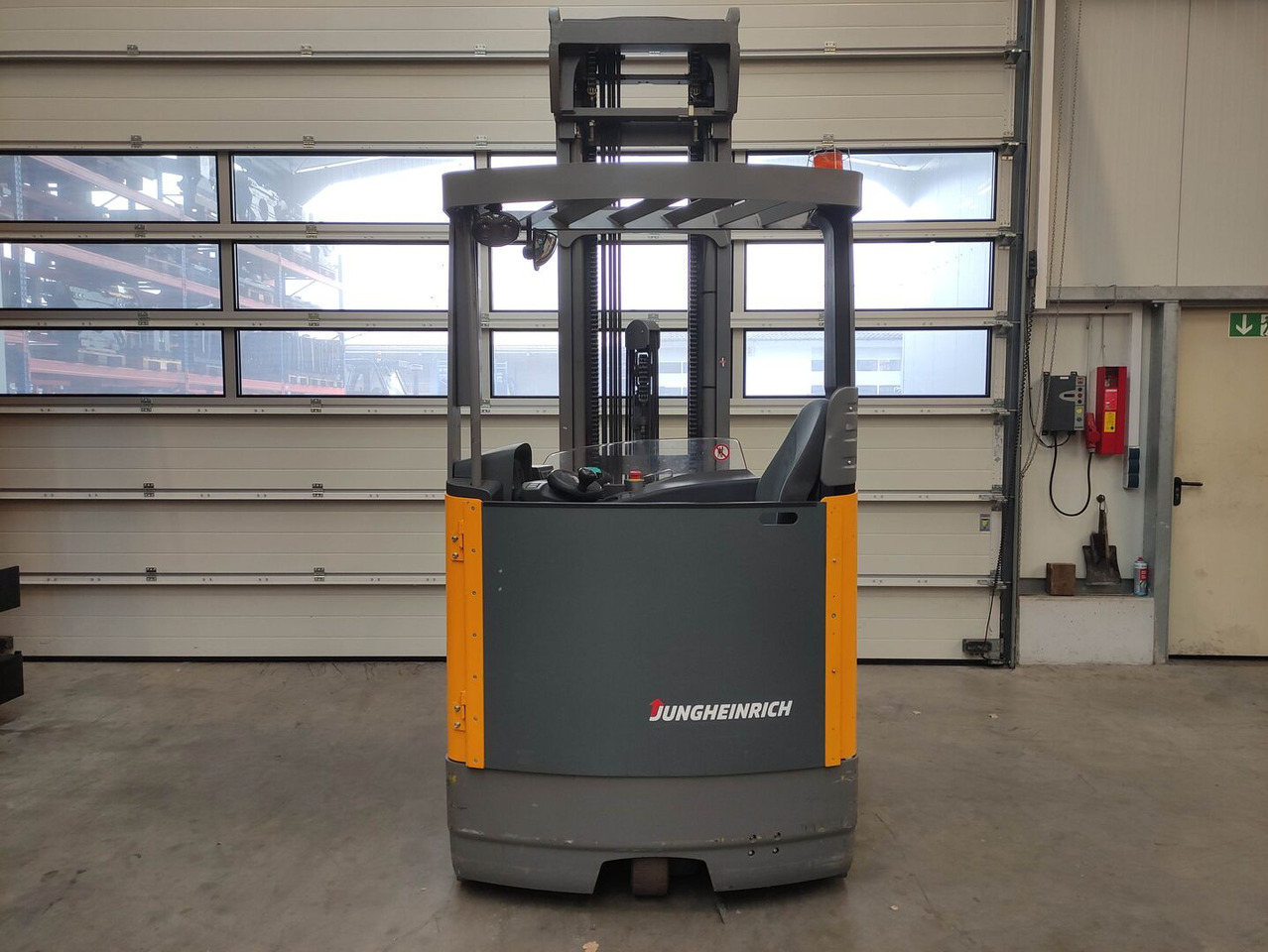 Jungheinrich ETV 216 - Рiч-трак: фото 4 Jungheinrich ETV 216 - Рiч-трак: фото 4