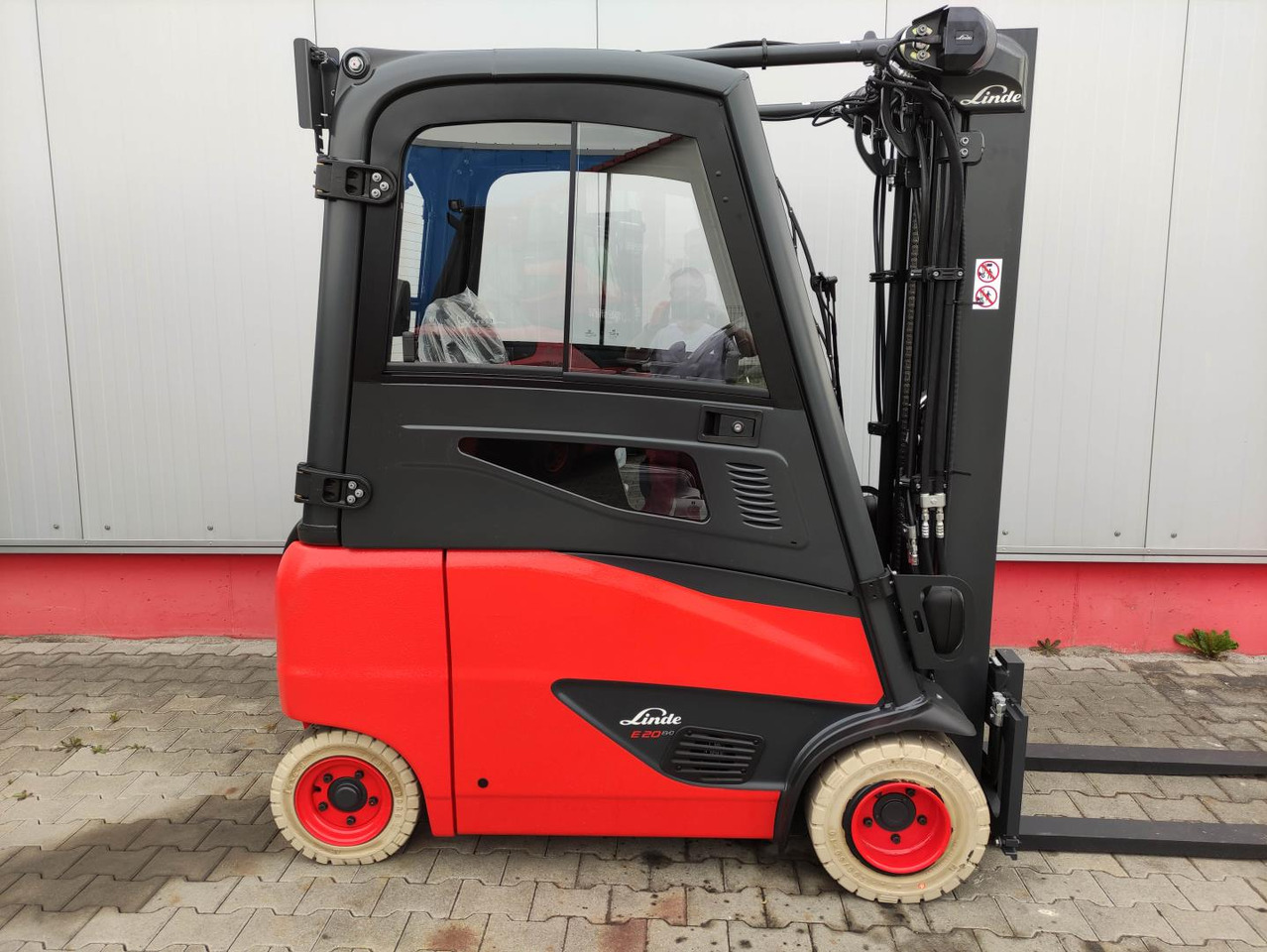 Linde E20PH-02-386-EVO *Batterie NEU* - Електронавантажувач: фото 2 Linde E20PH-02-386-EVO *Batterie NEU* - Електронавантажувач: фото 2