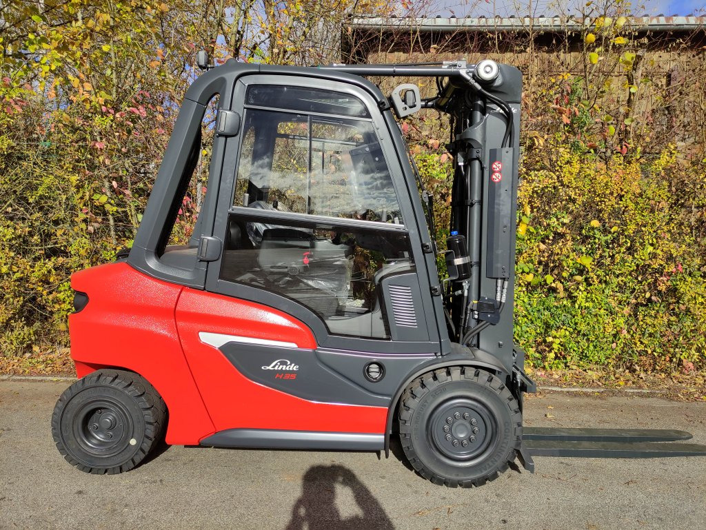 Linde H35D-01-120 - Дизельний навантажувач: фото 2 Linde H35D-01-120 - Дизельний навантажувач: фото 2