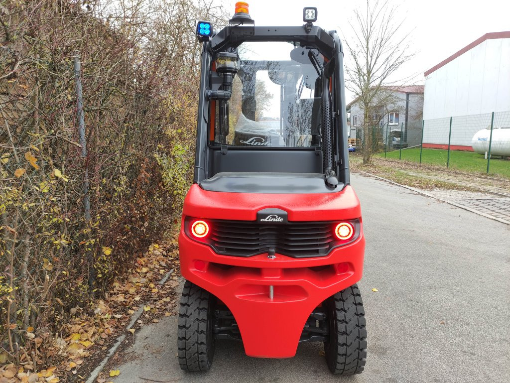 Linde H35D-01-120 - Дизельний навантажувач: фото 4 Linde H35D-01-120 - Дизельний навантажувач: фото 4