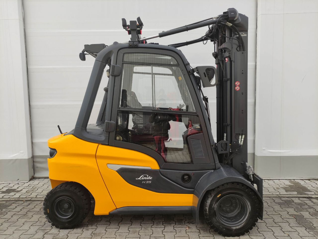 Linde H35D-01-120 - Дизельний навантажувач: фото 2 Linde H35D-01-120 - Дизельний навантажувач: фото 2