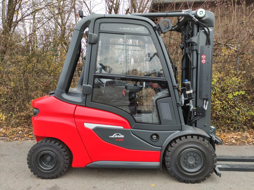 Linde H35D-01-120 - Дизельний навантажувач: фото 2 Linde H35D-01-120 - Дизельний навантажувач: фото 2