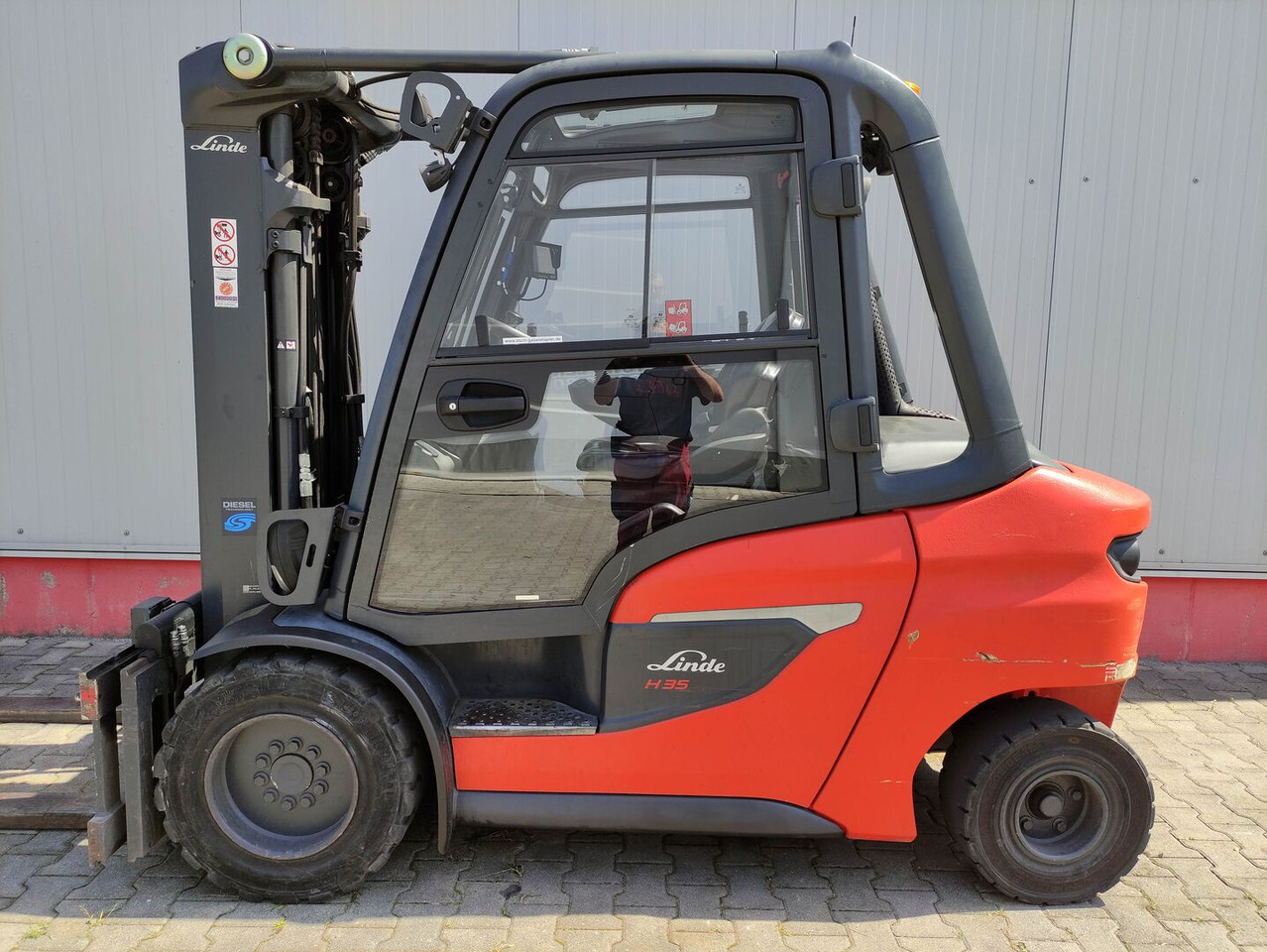 Linde H35D-01-1202 - Дизельний навантажувач: фото 1 Linde H35D-01-1202 - Дизельний навантажувач: фото 1