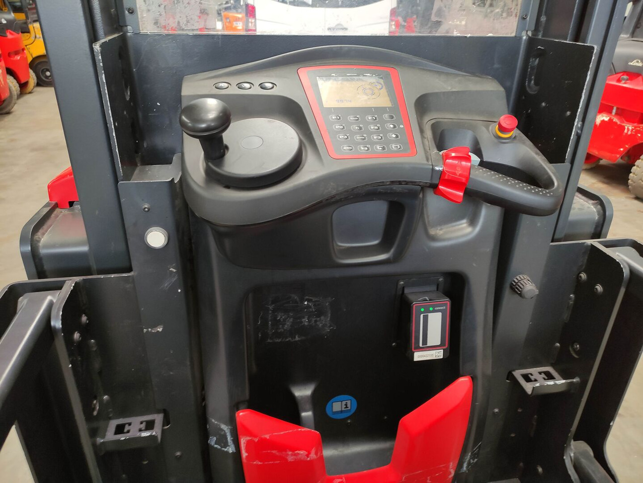 Linde V10-02 - Комплектувальник замовлень: фото 5 Linde V10-02 - Комплектувальник замовлень: фото 5