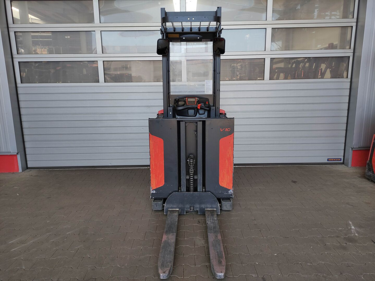 Linde V10-02 - Комплектувальник замовлень: фото 4 Linde V10-02 - Комплектувальник замовлень: фото 4